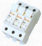 精達RT18系列熔斷隔離器