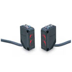 日本OMRON 光電傳感器-放大器內(nèi)置型光電開關(guān)（細(xì)小光束型）-E3Z-L（代理）