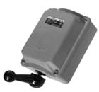 德力西 QS系列倒順開關(guān)