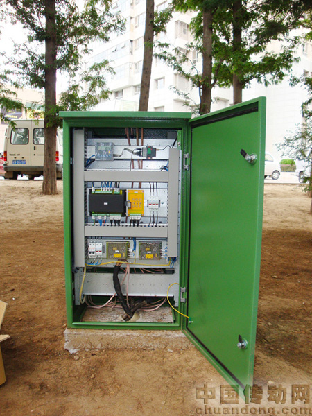 現(xiàn)場(chǎng)景觀燈監(jiān)控終端設(shè)備