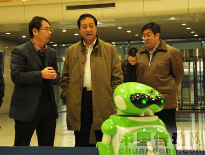 沈陽市副市長吳漢圣調(diào)研考察新松公司