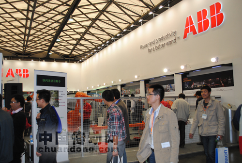 ABB: 會(huì)“擊鼓傳花”的機(jī)器人