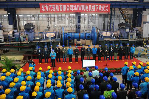 中國完全自主知識產(chǎn)權(quán)的3兆瓦雙饋風機下線