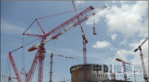 三一SCC16000履帶起重機