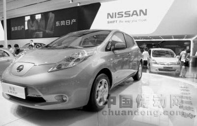 聆風(fēng)是日產(chǎn)旗下第一款真正的零排放純電動汽車