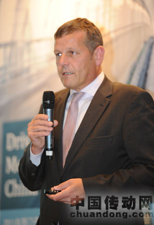 西門子工業(yè)領(lǐng)域工業(yè)自動化集團(tuán)工業(yè)自動化系統(tǒng)部首席執(zhí)行官Ralf-Michael Franke演講