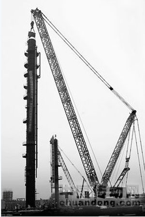 特大型起重機(jī)