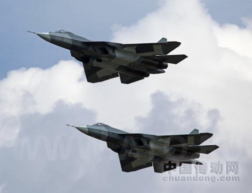 T50雙機(jī)編隊(duì)