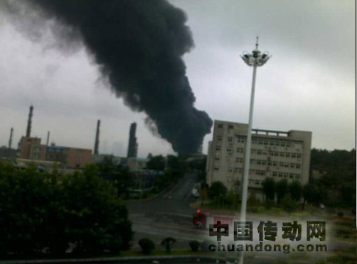 中石油大連石化分公司突然發(fā)生火災(zāi)，目前，具體事故原因正在調(diào)查中。 