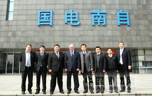 俄羅斯辛特斯集團(tuán)總裁科羅廖夫一行到國(guó)電南自公司參觀交流