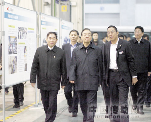 國(guó)務(wù)院總理溫家寶視察中國(guó)南車紀(jì)實(shí)