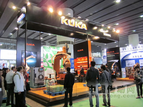 庫(kù)卡機(jī)器人