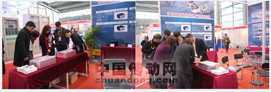 現(xiàn)場與客戶溝通，了解客戶需求