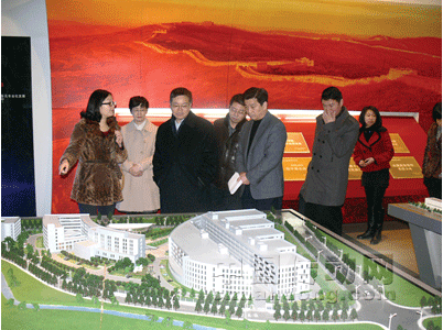 浙江省科協(xié)領(lǐng)導(dǎo)蒞臨德力西指導(dǎo)