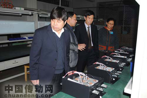 參觀西馳電氣公司產(chǎn)品檢測環(huán)節(jié) 洽談器件外采合作項目