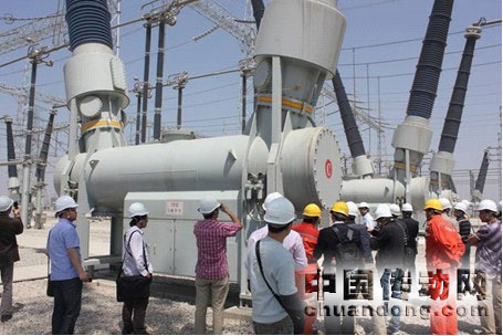  洛川750kV智能遍地那站試點(diǎn)工程現(xiàn)場(chǎng)觀摩