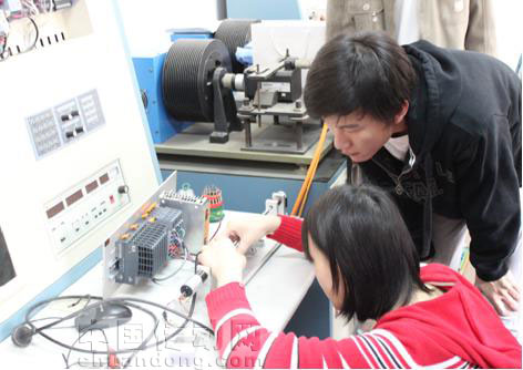 調(diào)試競賽裝置