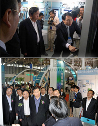 菲尼克斯閃亮“2012南京科技創(chuàng)業(yè)創(chuàng)新與重大項(xiàng)目洽談會(huì)”