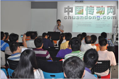 凌云公司客戶經(jīng)理唐勝君為大家介紹高光譜技術