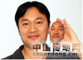 用3D掃描儀掃描人臉后，用3D打印的3D模型 